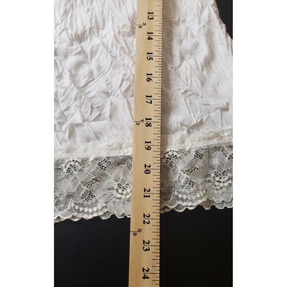 Maurices Camisole Womens M Crinkly White‎ Lace Trim Sleeveless Tank Top Lingerie - Picture 10 of 10